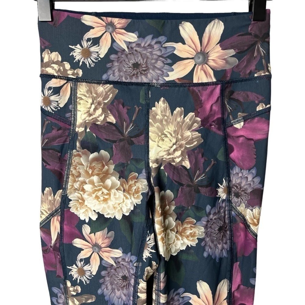 Sweaty Betty Zero Gravity Floral 7/8 Length Leggings Blue Size XS Activewear - Picture 2 of 9